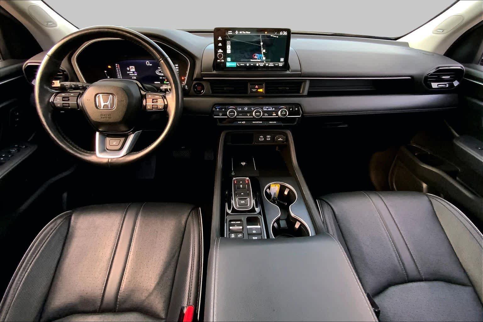 Used 2023 Honda Pilot Elite image 16