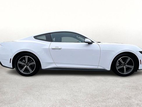 Used 2025 Ford Mustang Premium image 44