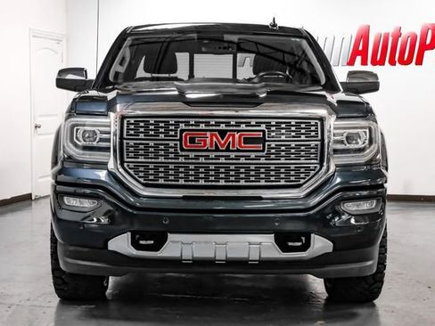 Used 2018 GMC Sierra 1500 Denali w/ Denali Ultimate Package AWD/4WD image 8