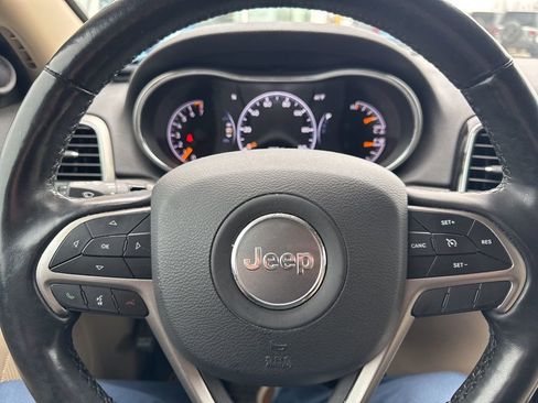 Used 2021 Jeep Grand Cherokee Limited image 14