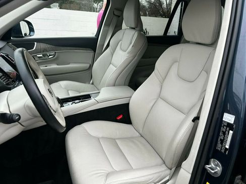 Used 2024 Volvo XC90 B6 Plus w/ Protection Package Premier image 10