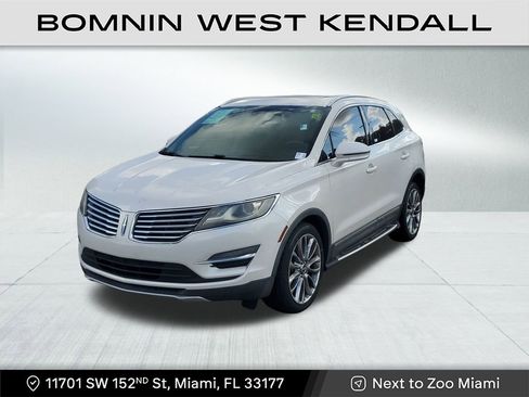 Used 2017 Lincoln MKC Reserve image 3