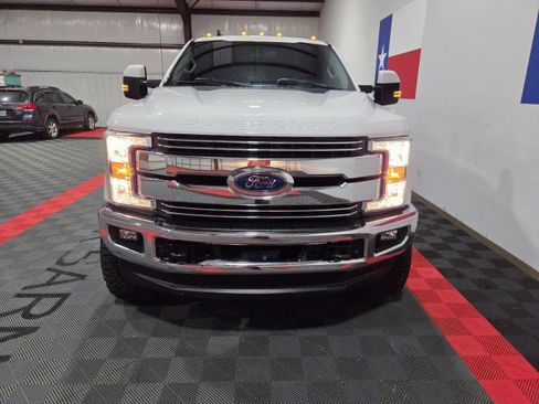 Used 2019 Ford F250 Lariat w/ Lariat Value Package image 22