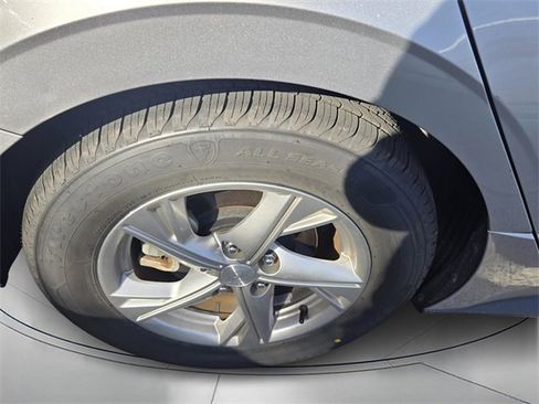 Used 2021 Hyundai Sonata SE image 5