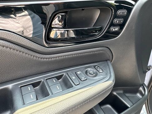 Used 2023 Honda Odyssey Touring image 20