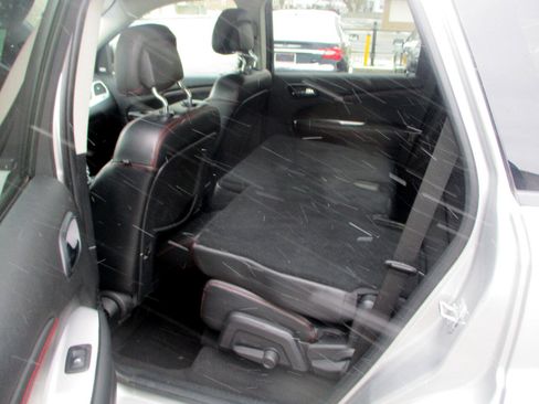 Used 2012 Dodge Journey R/T w/ Navigation & Sound Group I image 9