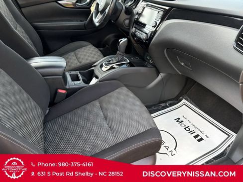 Certified 2019 Nissan Rogue Sport SV w/ Technology Package FWD image 43