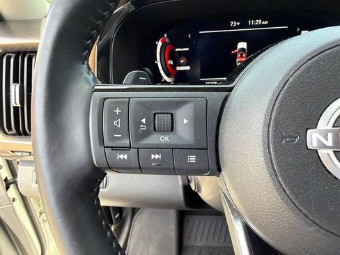 Used 2023 Nissan Pathfinder Platinum image 26