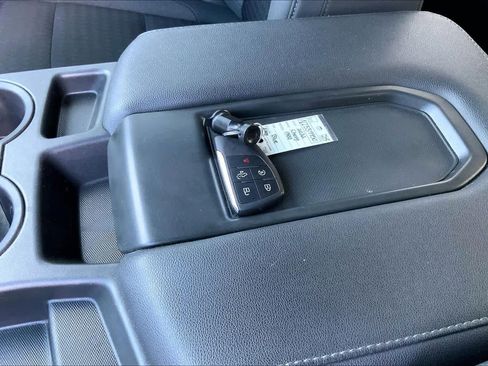 Used 2022 Chevrolet Silverado 1500 RST image 15