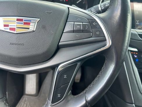 Used 2018 Cadillac XT5 Premium Luxury w/ Driver Assist Package AWD/4WD image 12