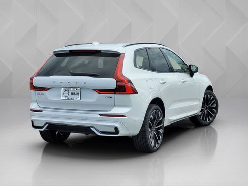 New 2026 Volvo XC60 T8 Ultra w/ Protection Package Premier AWD/4WD image 6
