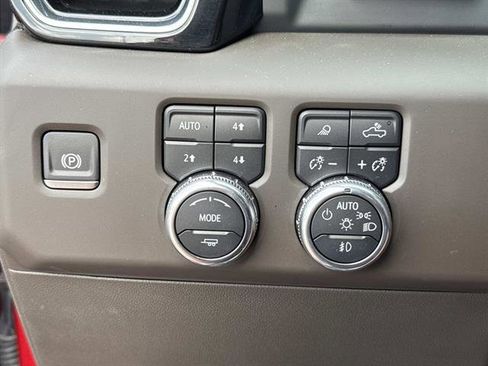 Used 2024 GMC Sierra 1500 Denali image 28