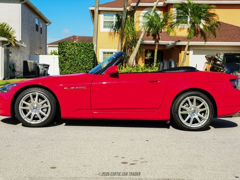 Used 2004 Honda S2000 image 3