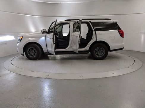New 2025 Ford Expedition Active image 11