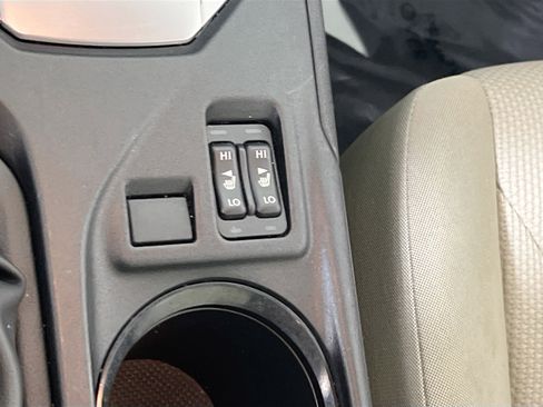 Used 2022 Subaru Impreza Premium image 19