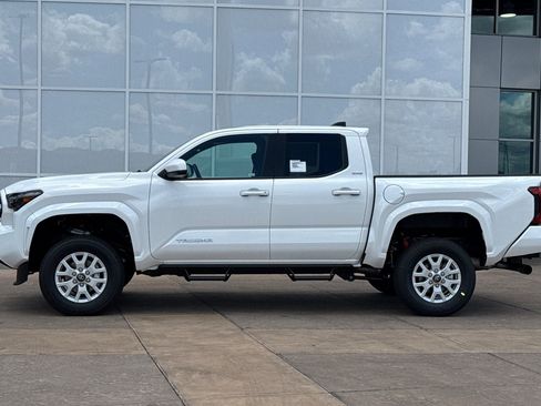 New 2026 Toyota Tacoma SR5 AWD/4WD image 7