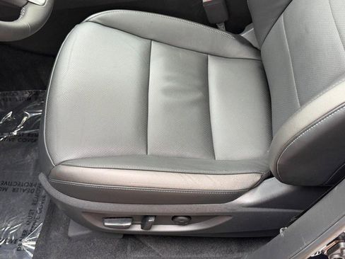 Used 2025 INFINITI QX50 Luxe image 26