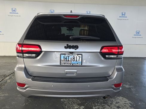 Used 2019 Jeep Grand Cherokee Altitude image 37