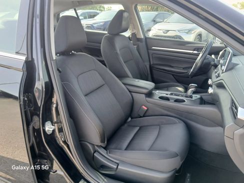 Used 2019 Nissan Altima 2.5 SV AWD/4WD image 19
