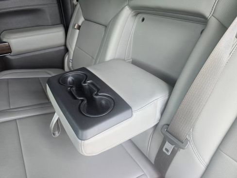 Used 2019 GMC Sierra 1500 SLT w/ SLT Premium Plus Package AWD/4WD image 32