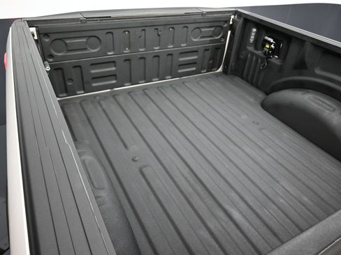 Used 2018 Ford F150 King Ranch w/ Equipment Group 601A Luxury AWD/4WD image 46