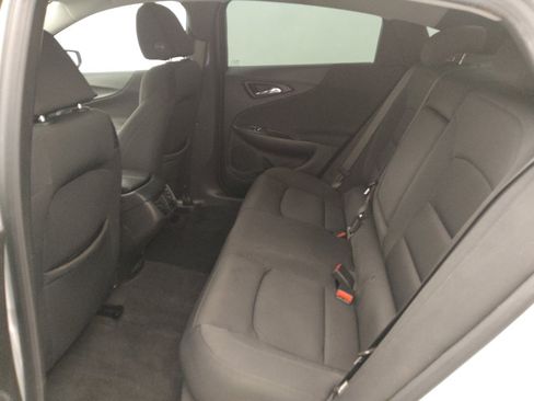Used 2020 Chevrolet Malibu LT FWD image 18