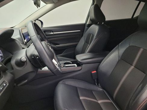 Used 2023 Nissan Altima 2.5 SR FWD image 17