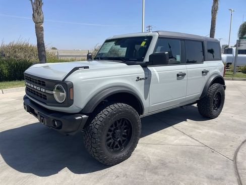 Used 2024 Ford Bronco Black Diamond AWD/4WD image 4