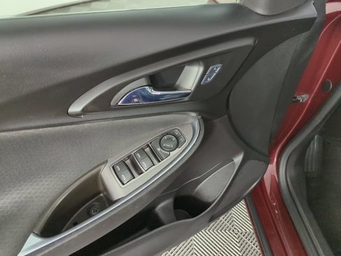 Used 2016 Chevrolet Malibu LT FWD image 18