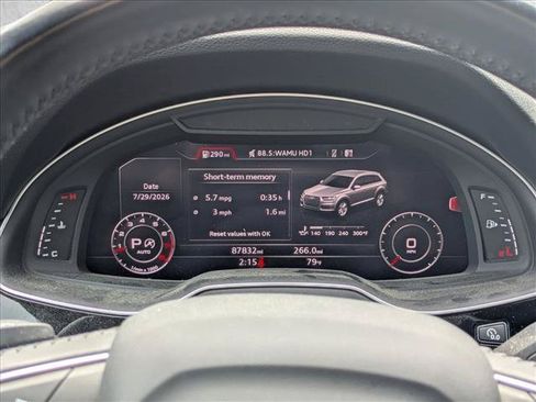 Used 2018 Audi Q7 3.0T Premium Plus w/ Premium Plus Package AWD/4WD image 10