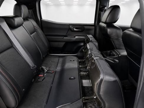 Used 2018 Toyota Tacoma TRD Pro AWD/4WD image 26