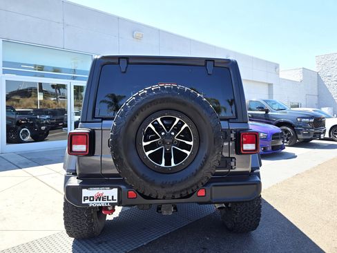 Used 2023 Jeep Wrangler Unlimited Rubicon w/ Xtreme 35 Tire Package AWD/4WD image 4