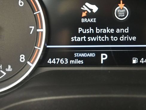 Used 2025 Nissan Rogue SV FWD image 36