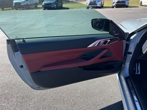 Used 2024 BMW 430i Coupe w/ M Sport Package image 32