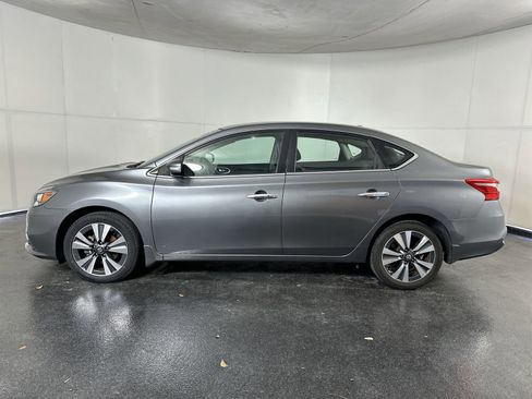 Used 2017 Nissan Sentra SL image 5