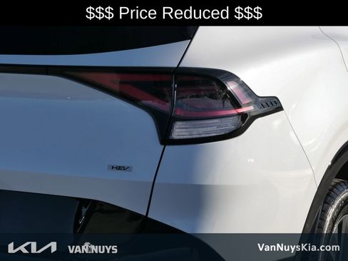 Used 2024 Kia Sportage SX Prestige image 3