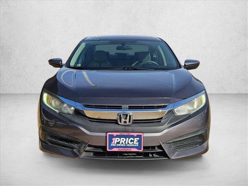 Used 2018 Honda Civic EX image 2