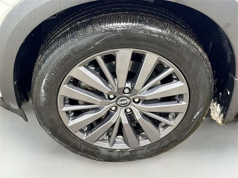 Used 2024 Nissan Pathfinder SL w/ SL Premium Package image 35