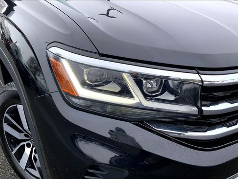 Used 2022 Volkswagen Atlas SE image 25