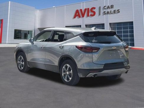 Used 2025 Chevrolet Blazer LT FWD image 9
