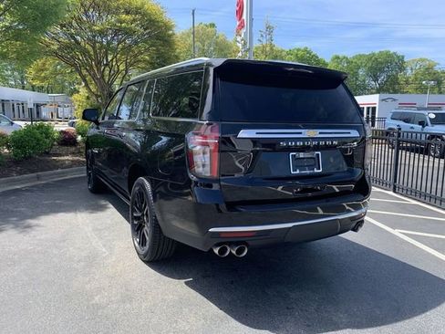 Used 2024 Chevrolet Suburban High Country image 6
