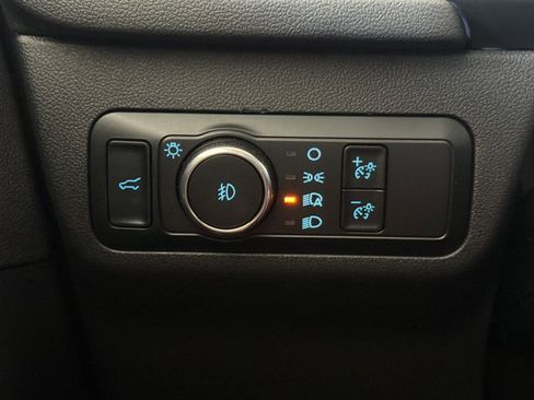 Used 2024 Ford Escape Platinum AWD/4WD image 31