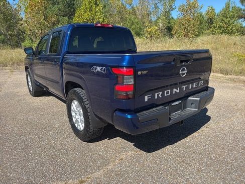 Used 2023 Nissan Frontier SV w/ Tow Package image 4