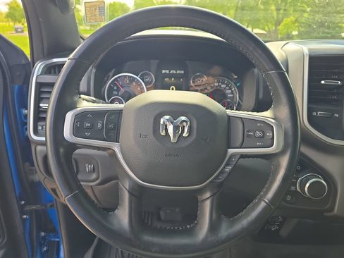 Used 2024 RAM 1500 Big Horn AWD/4WD image 16
