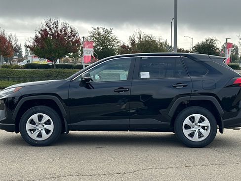 New 2025 Toyota RAV4 LE image 9