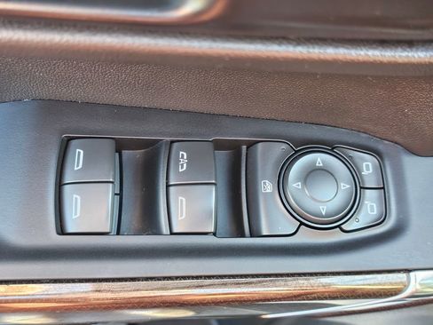 Used 2022 Chevrolet Silverado 1500 LT Trail Boss w/ Safety Package image 17