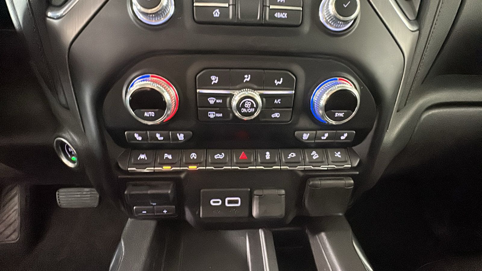 Used 2021 GMC Sierra 1500 Denali w/ Denali Ultimate Package AWD/4WD image 27
