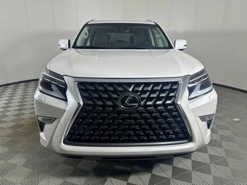 Used 2023 Lexus GX 460 Premium w/ Premium Plus Package AWD/4WD image 2