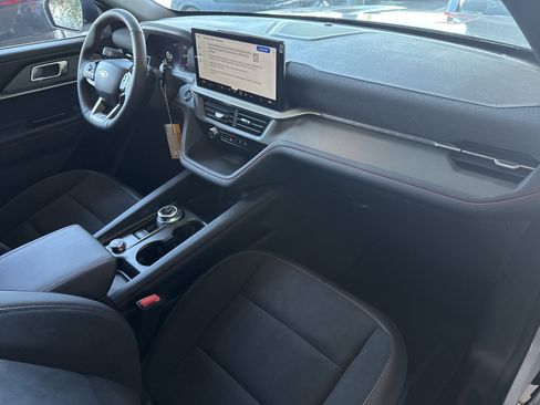 New 2026 Ford Explorer ST image 17