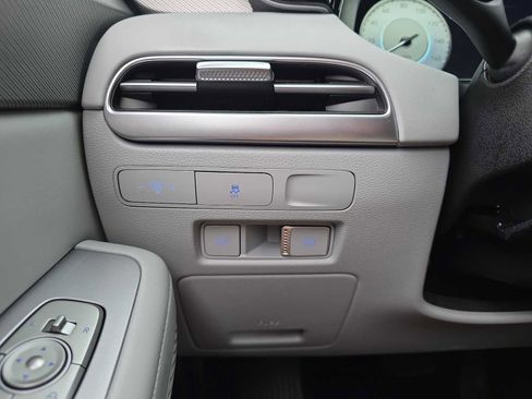 Certified 2024 Hyundai Palisade SEL image 19